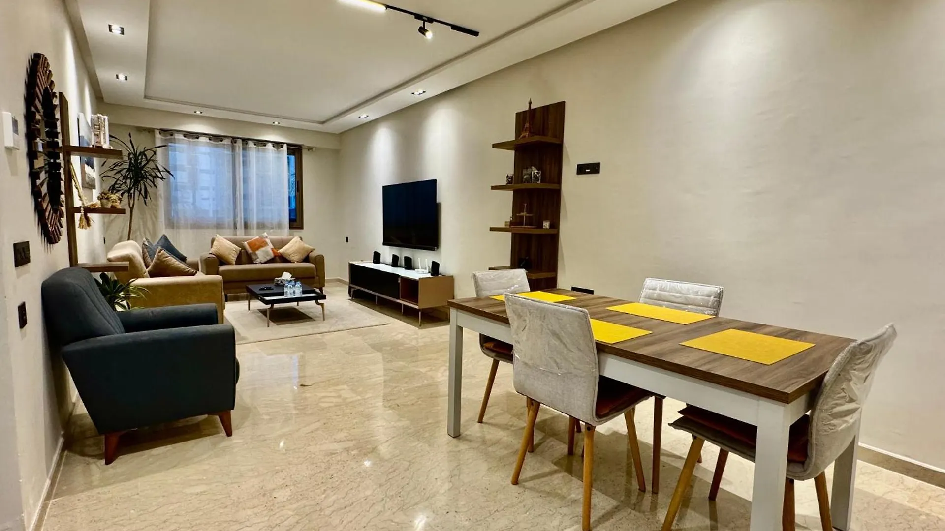 Agadir Bay - Founty - Piscine - Plage A 5Mn - Family Apartment 0*,  Marokko